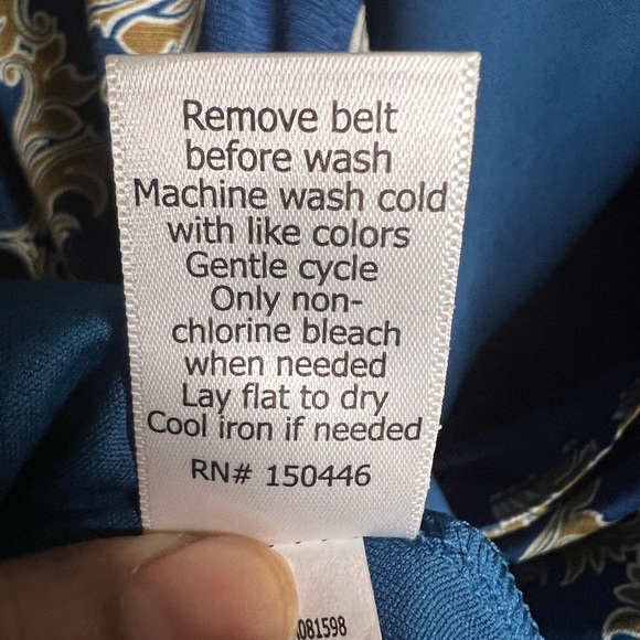 Mix by 41 Hawthorn Renesmee Paisley Wrap Dress. XL - Picture 5 of 7